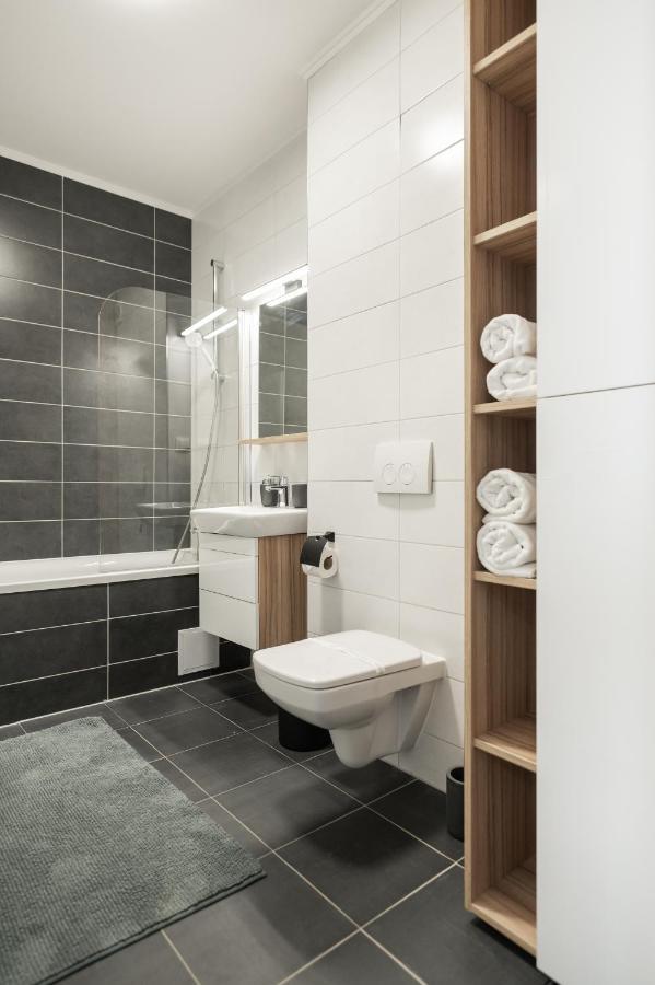 Milano Studio With Terrace And Panoramic View Braşov Esterno foto
